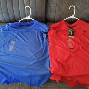 2 Nike XL Standard Fit T-Shirts BNwT 1 Red 1 Blue